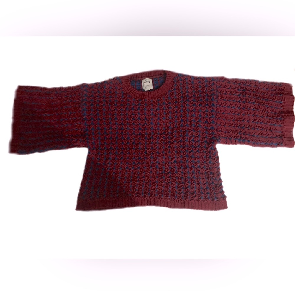 3/4 sleeve heart pattern knit sweater